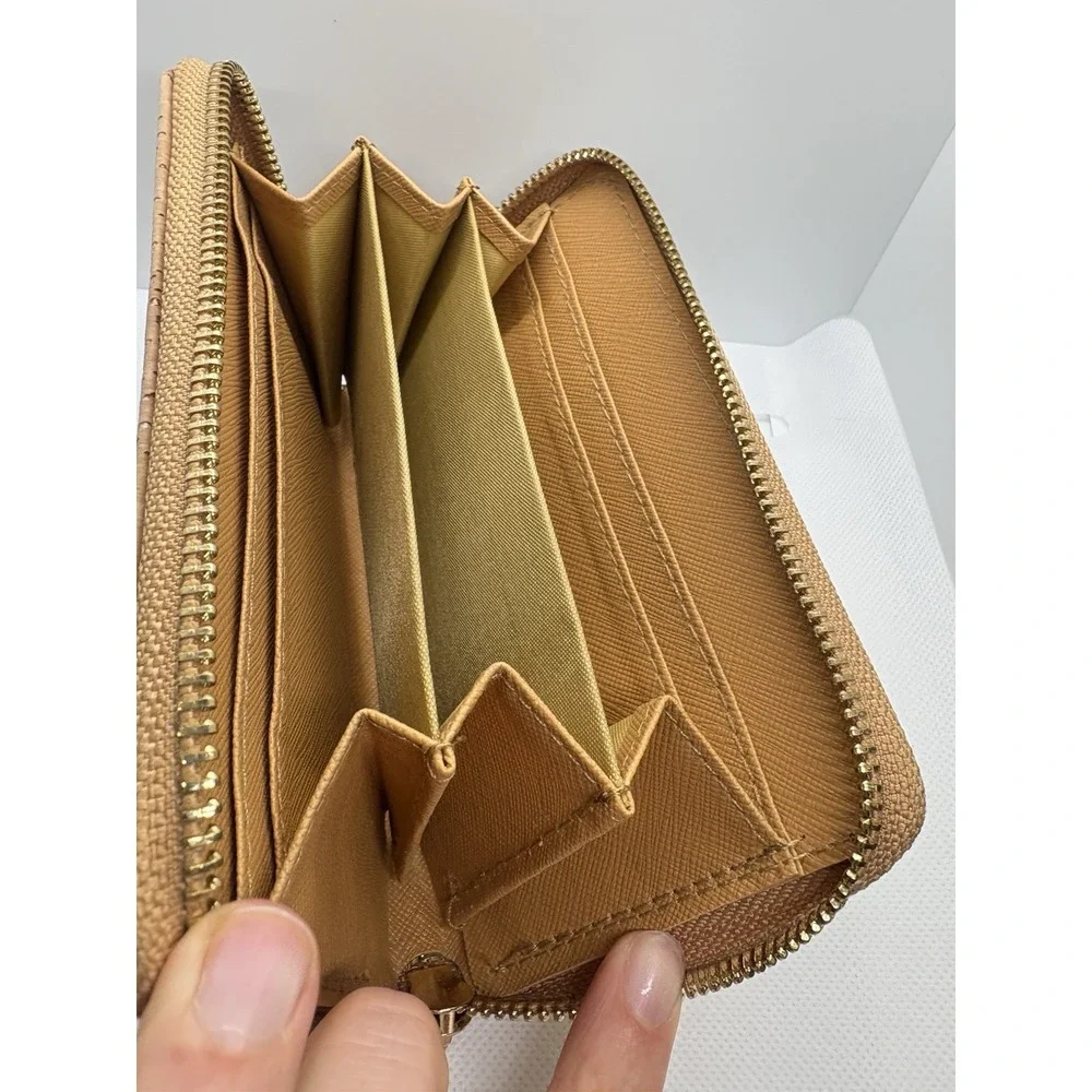 Portugal Cork Wallet Zip-Around Eco-Friendly Sustainable Vegan‎ Natural Boho